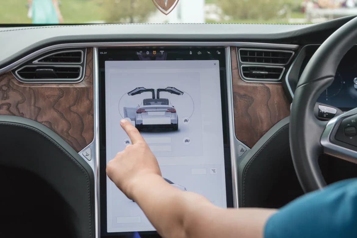 Teslascreen